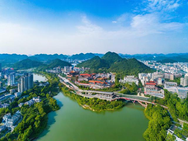 湖北省有哪些必去的热门旅游景点推荐?