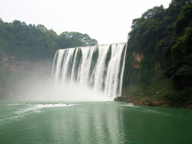 千里黄果树旅游景点在哪里