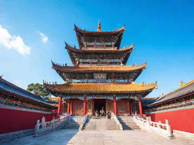 昆明哪里旅游景点人最多