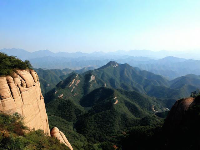 西峰有哪些必去的热门旅游景点？