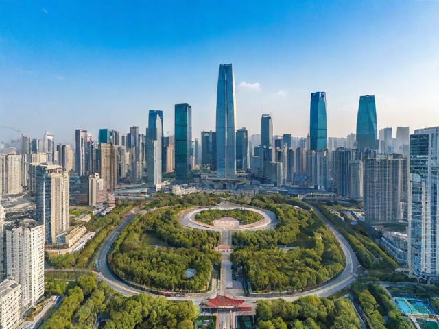 成都市内有哪些必去的旅游景点？
