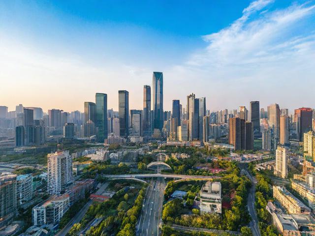 成都市内有哪些必去的旅游景点?