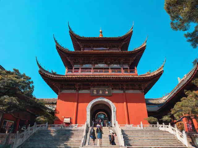 静安寺游玩攻略,如何充分体验这座古刹的魅力?