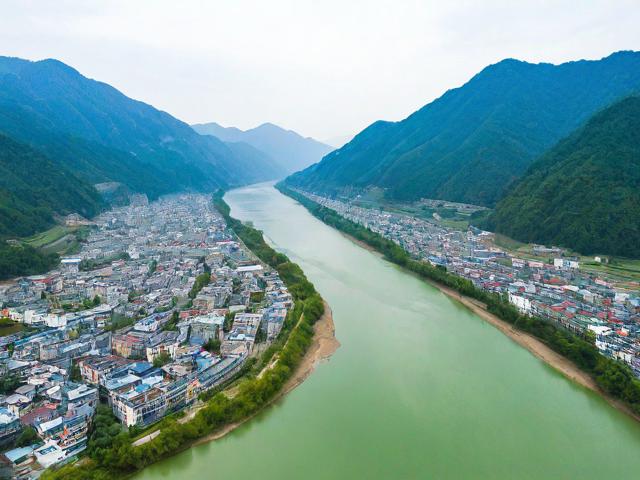 松江河镇周边值得打卡的景点是哪些?