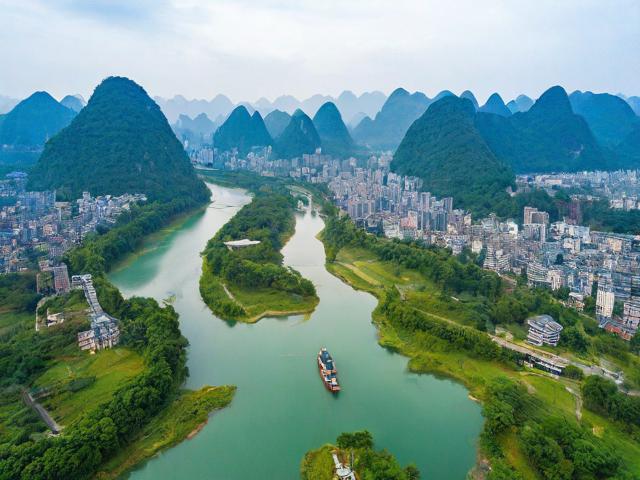 贵州兴义旅游攻略,有哪些必去景点和特色美食?