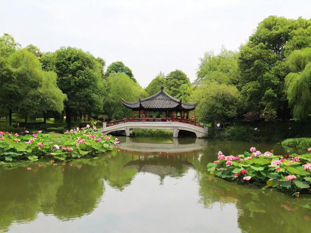 花溪新旅游景点在哪里呀