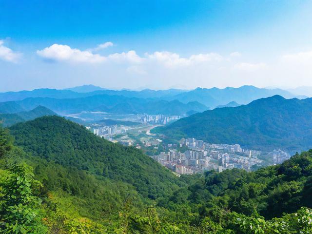 白山市旅游攻略,有哪些必游景点和特色美食?