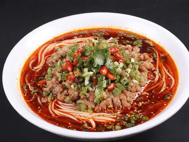 柳州美食攻略,哪些特色美食不容错过?