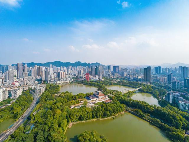 成都附近的旅游景点哪里好玩