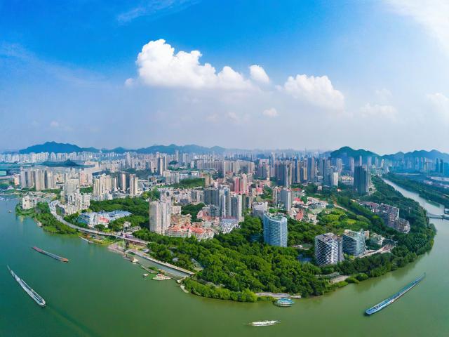 梧州有哪些必去景点、美食推荐与行程路线?