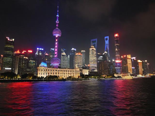 夜游黄浦江有哪些不可错过的景点和活动?