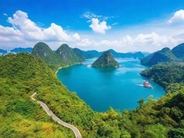 六月份去哪里旅游景点好