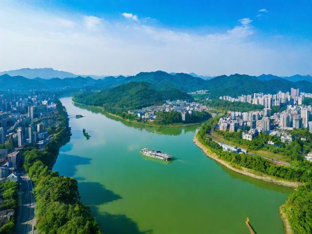 湖南游玩攻略,有哪些不容错过的景点和美食?