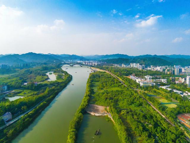 桓仁旅游攻略,探索辽宁的隐藏宝石,有哪些不可错过的景点和体验?
