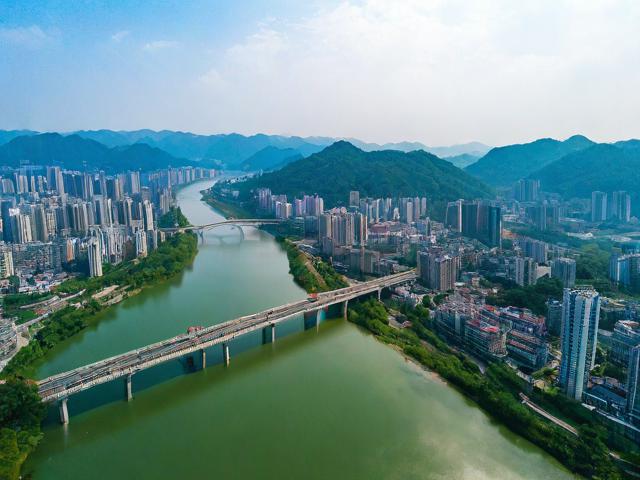 湘潭出名的旅游景点是哪里