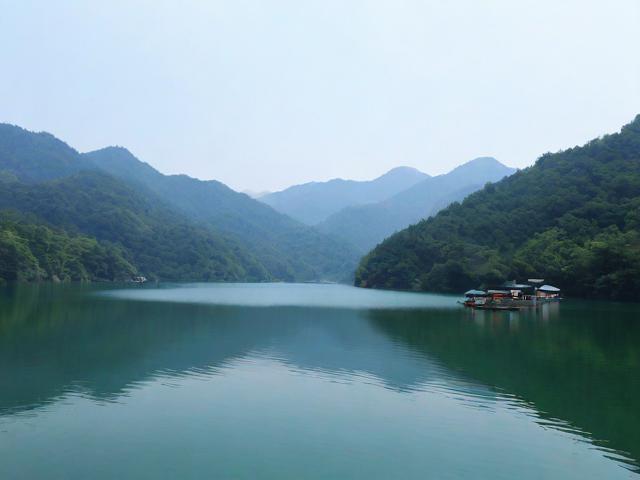 京娘湖旅游攻略,有哪些必去景点和美食推荐?