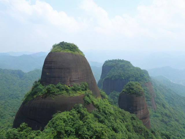 崀山攻略,崀山攻略,如何玩转这座美丽的山岳?