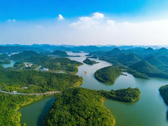 江西著名的旅游景点有哪些?