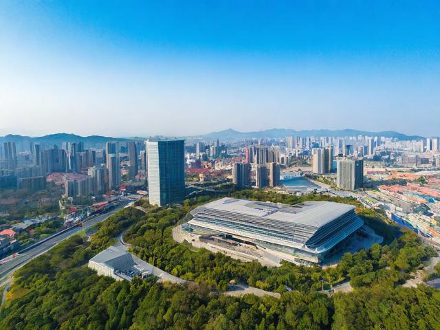 五台山东台的旅游景点在哪里