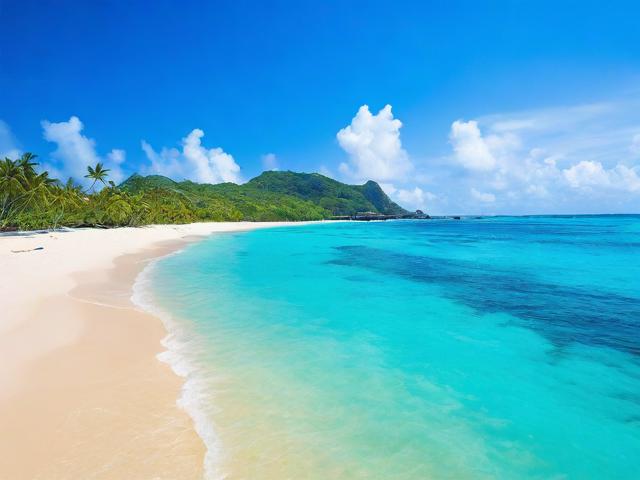 推荐三亚旅游的理由,为什么三亚是旅游的首选目的地?