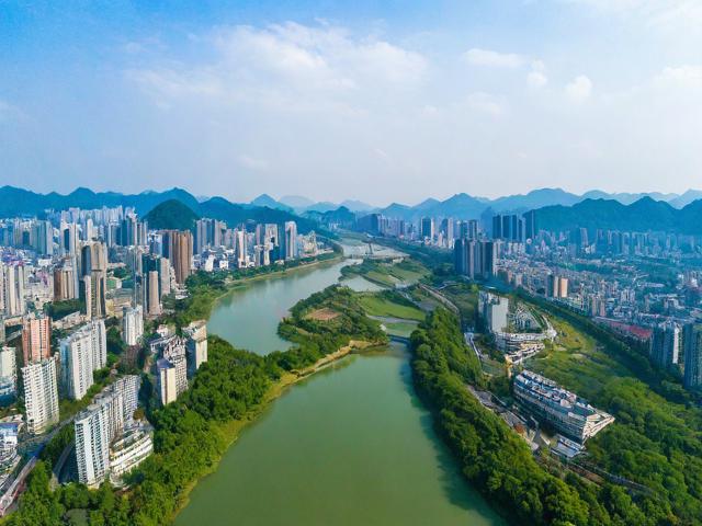 安顺附近有哪些旅游景点?