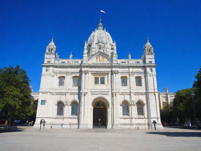 德令哈旅游攻略有哪些必去景点和美食推荐?