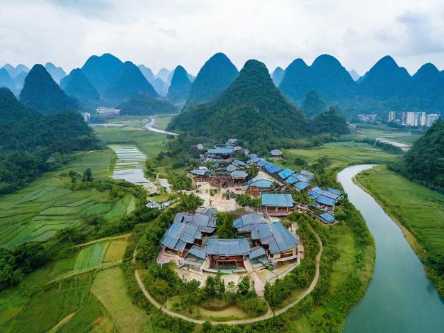隆林县的山庄旅游景点在哪里