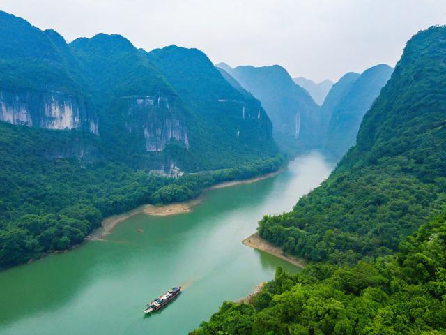 恩施攻略旅游,有哪些必去景点和特色美食?