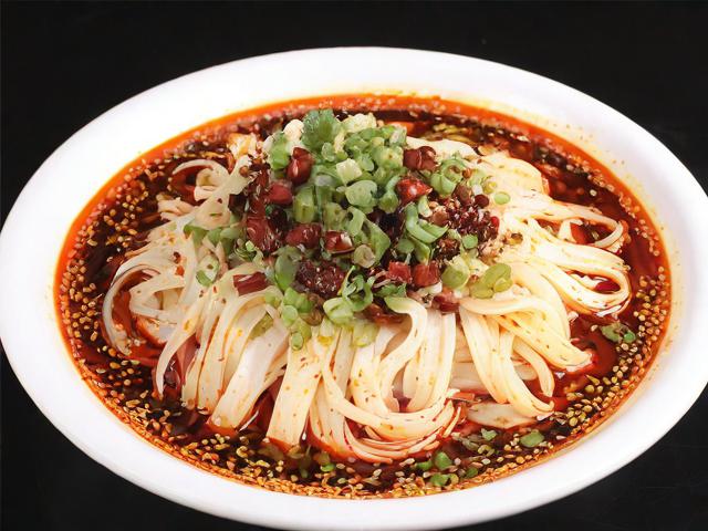 酒泉美食攻略,有哪些不容错过的地道美味?