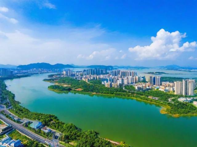 临沧自驾游攻略有哪些特别推荐的景点和路线?