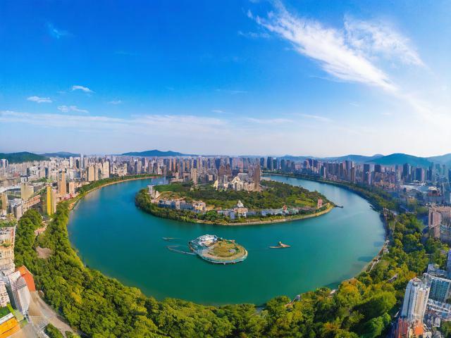 旅游景点在美团哪里看到