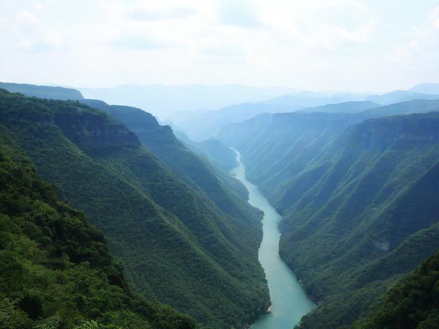 黑山谷旅游攻略,有哪些不可错过的景点和体验?