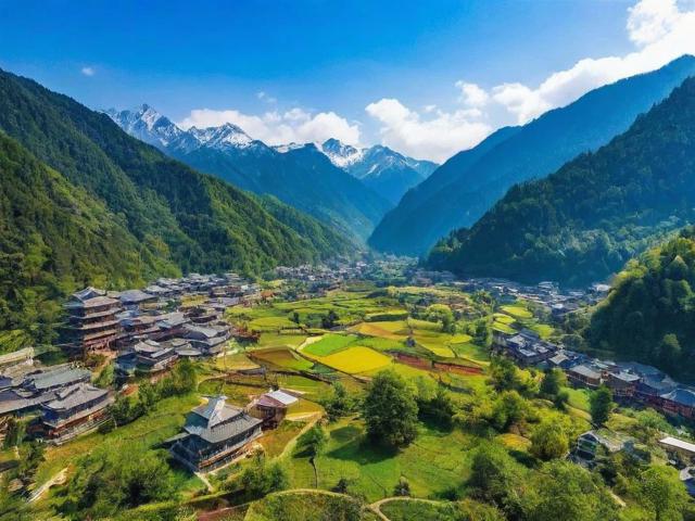 四川嗨皮旅游景点在哪里