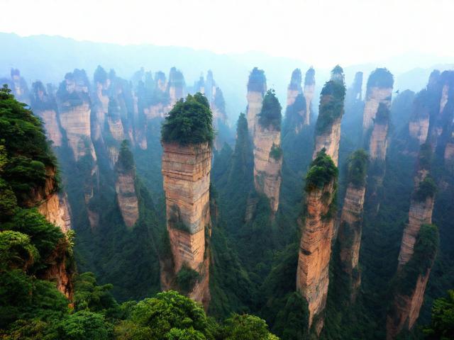 张家界凤凰旅游攻略,如何规划完美行程享受湘西美景?