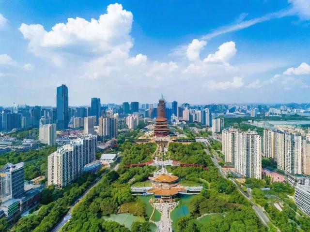 离白云区最近的旅游景点是哪里