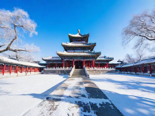冬季昆明旅游攻略,有哪些必去景点和美食推荐?