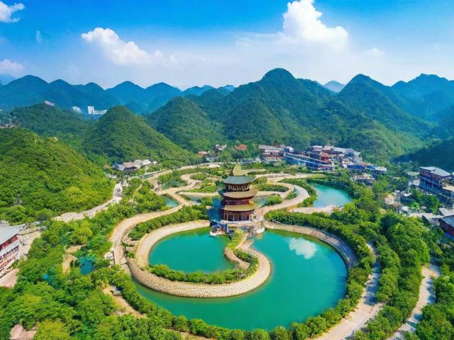 蛇盘旅游景点在哪里啊多少钱