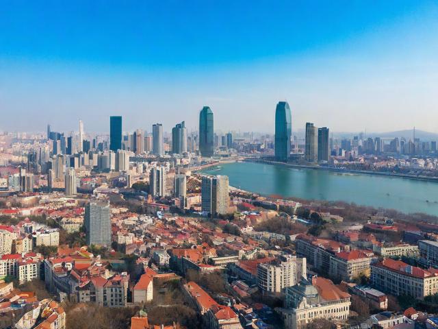 济南青岛旅游攻略,这两座城市的哪些景点最值得一游?