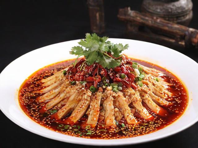 凤凰古城美食攻略,有哪些不容错过的特色美食?