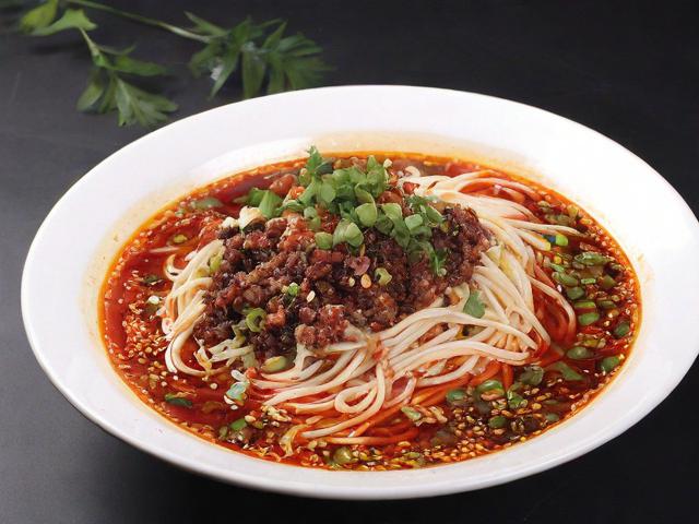 凤凰古城美食攻略,有哪些不容错过的特色美食?
