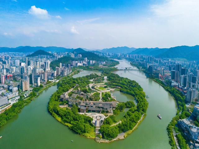 湖南有哪些必去的著名旅游景点?