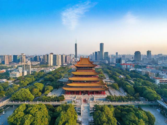 南京大一点的旅游景点在哪里
