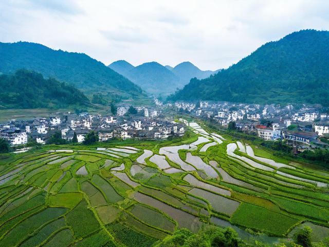 可生成问题,恭城旅游攻略有哪些亮点。