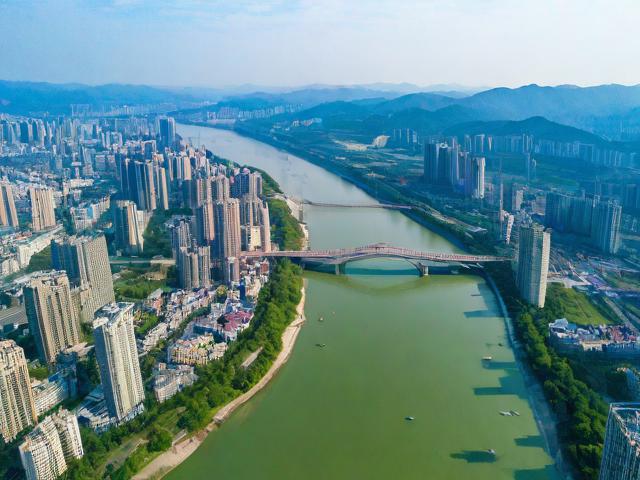宝鸡游玩攻略,有哪些不容错过的景点和美食?