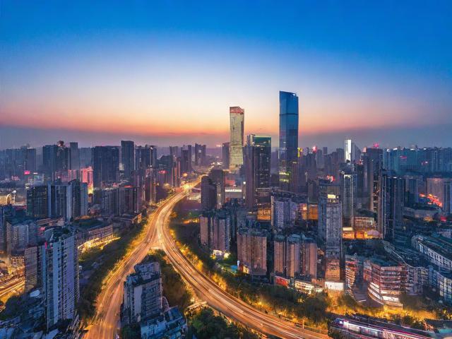 成都市区游玩有哪些必去景点和攻略推荐?