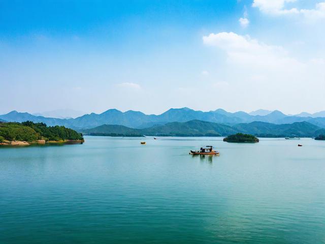 微山湖旅游攻略,微山湖旅游攻略,如何玩转这片美丽的湖泊?