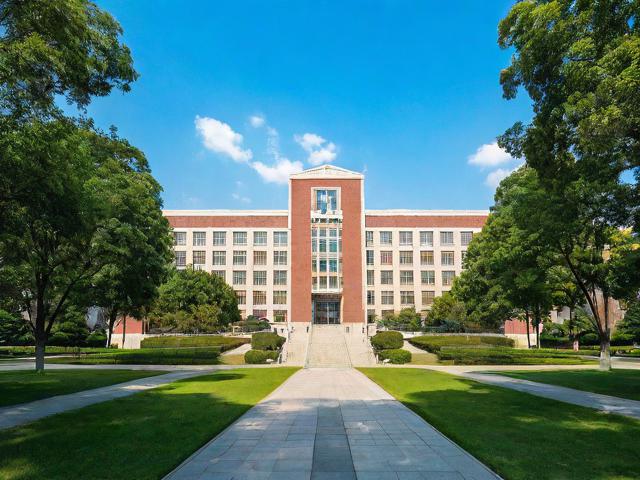如何规划一次完美的清华大学旅游体验?