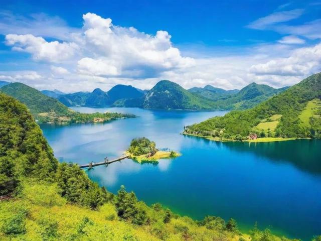 凉快的旅游景点在哪里呢