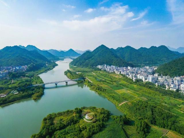 江西上饶最漂亮的旅游景点是哪里