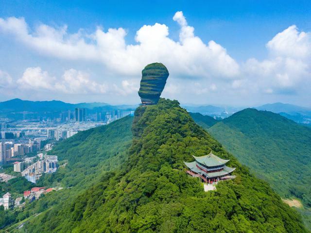 五指山旅游景点在哪里啊